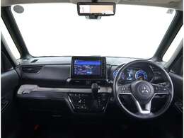 操作性の良いインパネ周りです