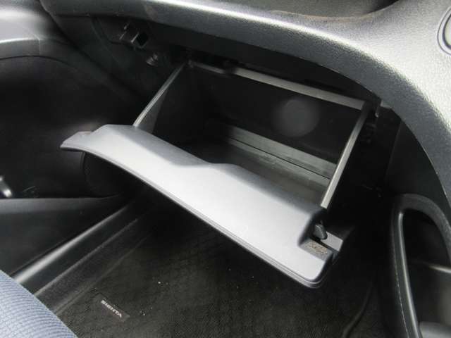 収納スペースもたくさんあるので車内の整理整頓もバッチリです！！