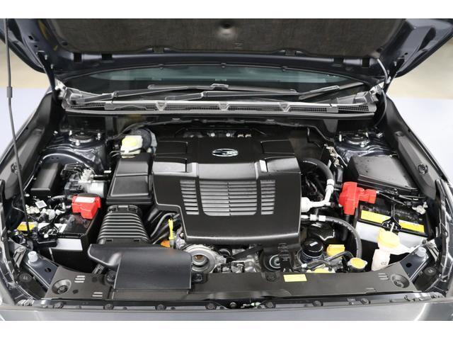 エンジンルームも綺麗にクリーニング済みです。2L e-boxerのスムーズで爽快な加速感を体感ください