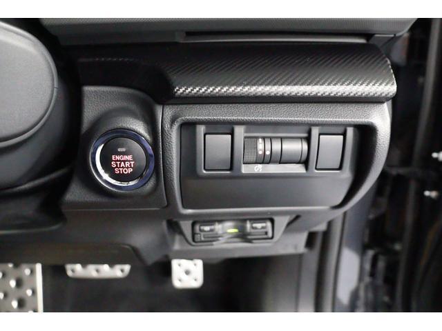 プッシュスタート イルミネーションコントロールダイヤル ETCが配置されてます。