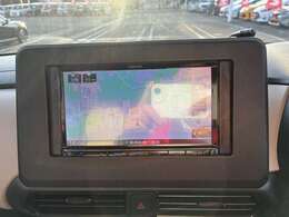 当店でお車をご購入いただき、さらに「有料保証」プランにご加入いただくと、特典としてオイル交換10回分の無料チケットを差し上げます。