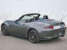 6MT　バネ下を中心に軽量化したモデル！レイズ社製ホイール！ブレンボ社製ブレーキ！専用セッティング（ダンパー、コイルスプリング、パワステ、エンジン制御）！専用内外装（ブルー系）！