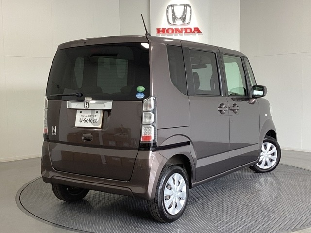 【Honda認定中古車 U-Select】　は3つの安心をお約束します。　1　Hondaのプロが整備した安心。 2　第三者機関がチェックした安心。　3　購入後もHondaが保証する安心。