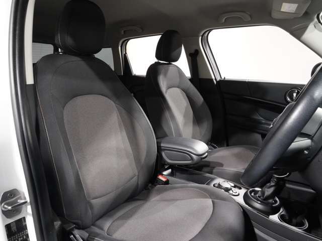 ■※注意※ショールーム以外のモータープールにて保管している車輌が多数あるため、実車をご覧になりたい場合は、お手数ですがご来店前に事前確認のご連絡を頂きますようお願い致します。