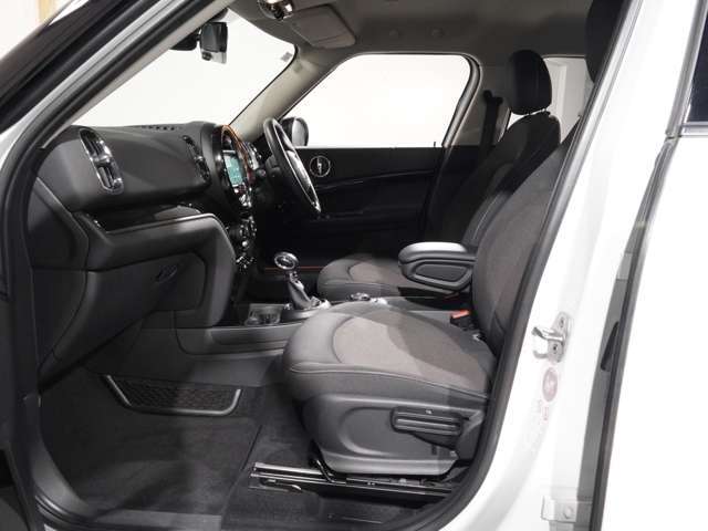 ■納車に関して・・・当社、ミニ専門店イールは皆様へ心を込めて納車いたします！■北海道から沖縄まで陸送業者にてお届けいたします■詳しくは販売スタッフまでお問合せください。