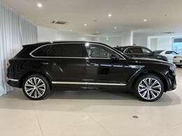 全長5305×全幅1990×全高1755(mm)