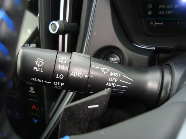パドルシフト搭載。CVTでも、まるでMT車のように自分の手でギア操作ができ、思いのままの走りを愉しめます。