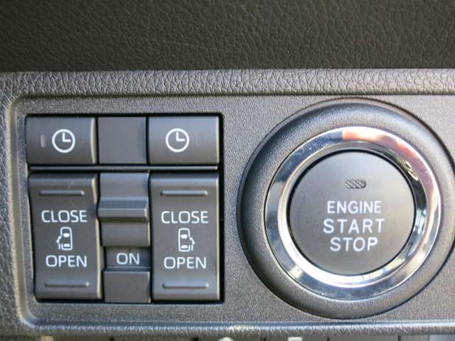 便利な両側パワースライドドア！！