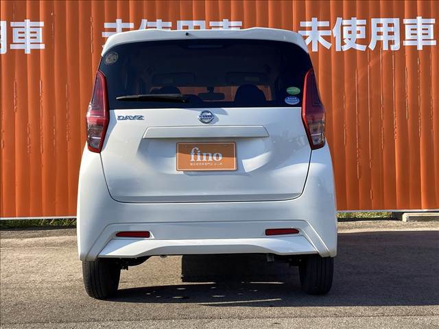 アフターケアも充実しております。次回車検整備付きのオリジナルパックや新車保証延長サービスなども行っておりますので、納車後も安心してお乗りいただけます。