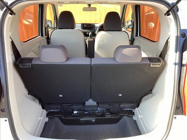 幅広いスペースを確保！倒してご利用いただければレジャー使いでも、普段の買い物でも多くのものを積み込めます。