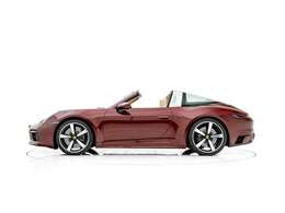 【メーカーオプション】●スポーツデザインPKG：672，000円　●ポルシェダイナミックスタビリティコントロール（PDCC）：535，000円