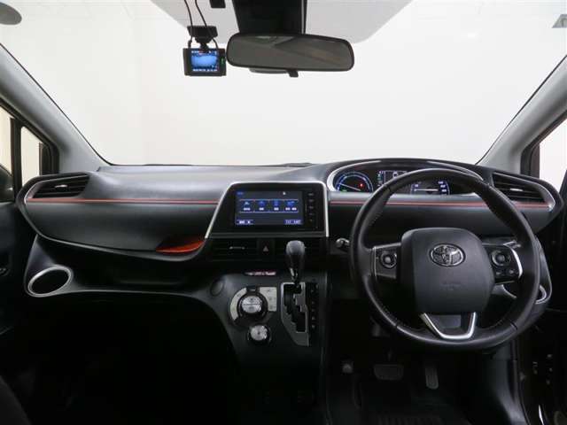 当社の車両価格には、納車整備代（車検点検）が含まれております。