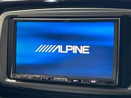 【ナビゲーション】使いやすいナビで目的地までしっかり案内してくれます。各種オーディオ再生機能も充実しており、お車の運転がさらに楽しくなります！！