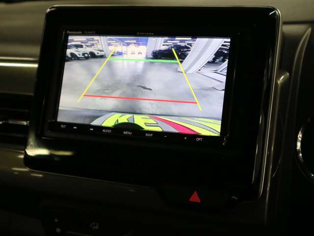 遠方（九州、沖縄除く）のお客様でも陸運局に持ちこまずに名義変更可能ですので店頭納車の場合は余計な諸費用も頂いておりません。遠方陸送納車も格安にてご納車可能です☆自走の場合は交通費相当でお届けも可能です