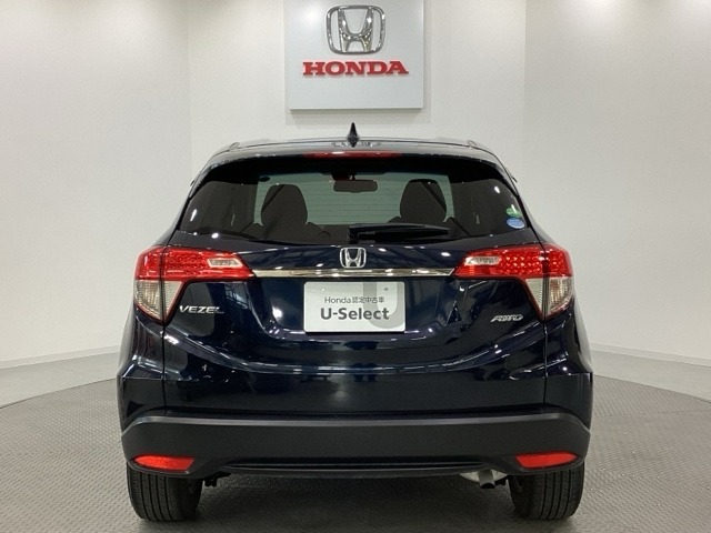 【Honda認定中古車 U-Select】　は3つの安心をお約束します。　1　Hondaのプロが整備した安心。 2　第三者機関がチェックした安心。　3　購入後もHondaが保証する安心。