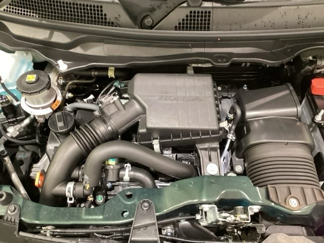 ホンダスタッフがしっかり整備して保証付きにてお渡し致します。エンジンルーム＆室内ルームともにクリーニング済みで清潔です。快適なドライブをお楽しみください。