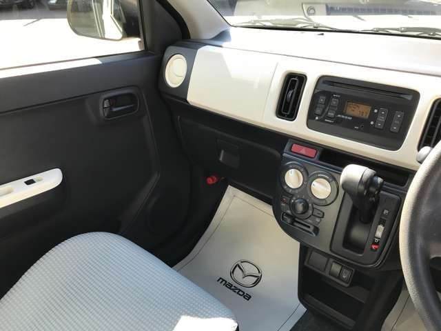各種装備ございますので是非一度ご来店いただいて現車のご確認お願いいたします