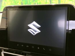 【純正9型ナビ】人気の純正ナビを装備。オーディオ機能も充実しており、Bluetooth接続すればお持ちのスマホやMP3プレイヤーの音楽を再生可能！毎日の運転がさらに楽しくなります！！