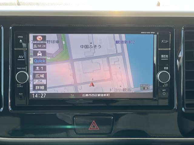 メモリーナビ付です。