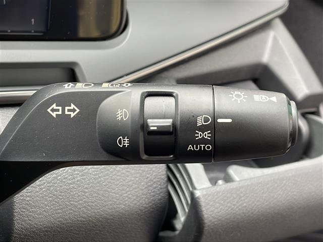 【運転席操作部】快適なドライブを楽しむための機能が装備されています！運転席から触れるので、使いやすいです！除菌プランいれていただくと、さらに清潔で安心していただけます！