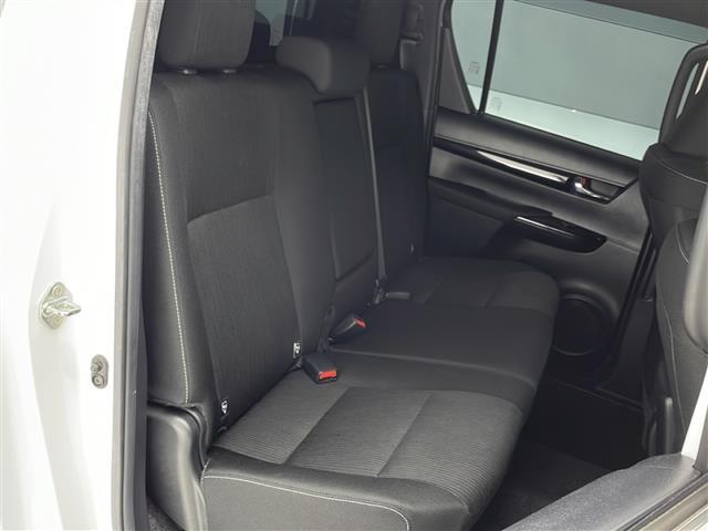 気になる車はすぐにお問い合わせください！画面右側の0066から始まる無料ダイヤルからお問い合わせ下さい！専門スタッフがお車のご質問にお答えいたします！