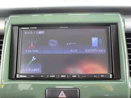 【ナビゲーション】メモリーナビ・CD再生・Bluetooth対応でスマホの音楽が車内で聞けます♪別途8，000円で、走行中にもTVが映るようになり、ナビの操作も出来ますヨ♪