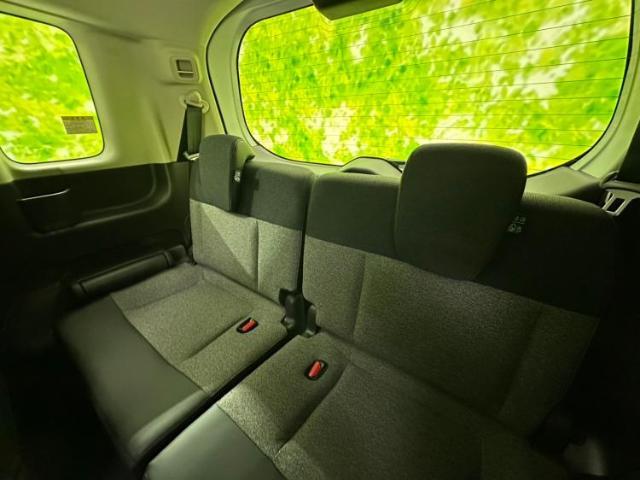 WECARSでは各商談席に大型モニターをご用意しております！見やすい大画面でゆったりと全国の在庫をご覧いただけます！是非ご来店お待ちしております！