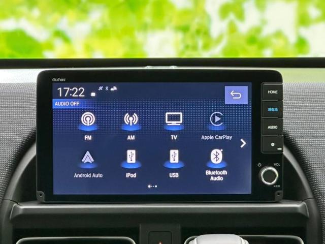 WECARSの店舗にはキッズコーナーがございます！お子様連れのお客様もごゆっくり車選びをお楽しみいただける空間です！