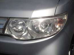 ヘッドライトも綺麗でしょ♪