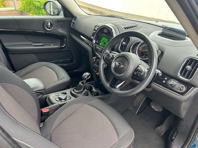 内装も綺麗な状態となっております！