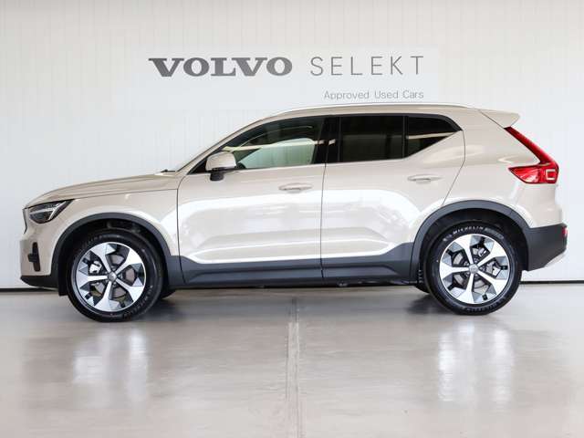 ボルボの中でも人気のXCシリーズに、コンパクトなボディサイズが魅力のXC40がデビュー　XCシリーズの走破性はそのままに、取り回しの良い走りが楽しめます