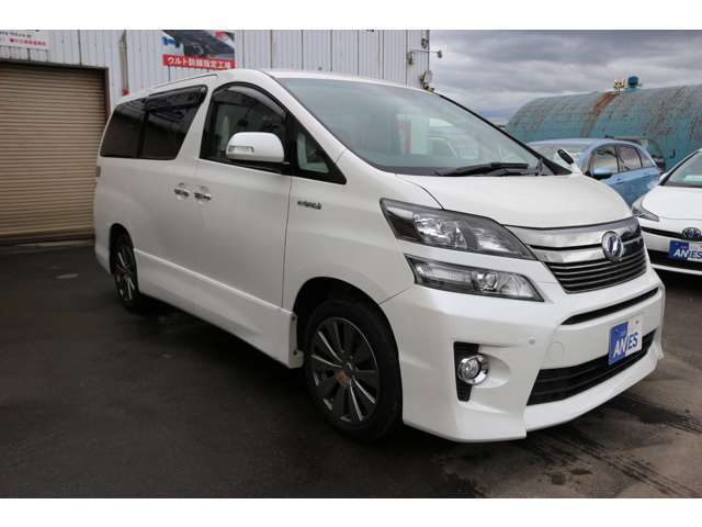 正面右斜め画像　特設リユース車！整備点検渡し！内装外装現状となりますので是非一度ご来店の上現車ご確認下さい！