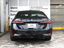 ヤナセステッカー付きのお車をBPS世田谷よりご案内いたします。