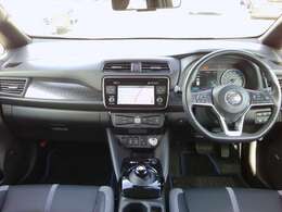 室内色は　ブラック　です