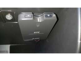 今は必需品のETC付きで高速道路も楽々通過♪