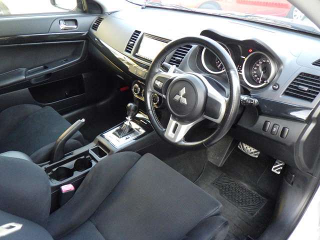 他にもいろいろな車種を取り揃えております！！当店在庫一覧をごらんください♪あなたに合ったお車がきっと見つかるはず♪