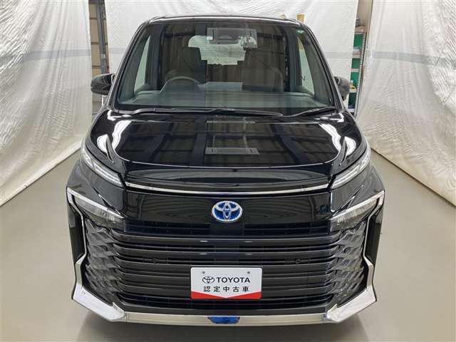 荷物をたっぷり載せて広々ドライビング♪夏でも冬でも、アウトドアやショッピングを思い切り楽しみましょう！