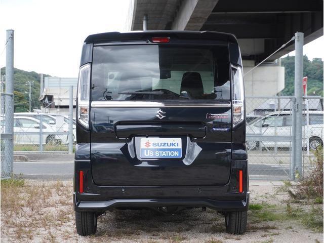 【リアパーキングセンサー】バンパーに付いたセンサーが障害物を検知。一定の距離に近づくとアラートで教えてくれます。狭い駐車スペースや車庫入れ時も安心です。