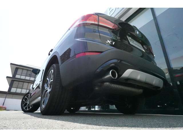 ＊在庫は予告なく車両掲載外他店舗等へ移動を行う場合がございます。お手数お掛け致しますが、ご来店頂けます場合は在庫確認のお電話をお願い致します。