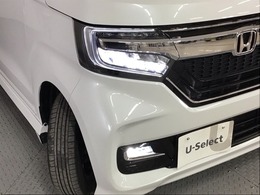 【LEDヘッドライト】ディスチャージヘッドライト（HID）と同等の明るさで、夜道や雨天走行が明るく視界良好！！　フォグライトも装備で、安心感さらにUPです♪安心ドライブを楽しんで下さい♪
