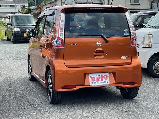 内装【除菌】クリーニング済み★中古車だからこそ！【除菌】クリーニングで安心＆快適カーライフをご提供致します！小さなお子様のいるご家族様にも大好評！自慢の【除菌】クリーニングです^m^！