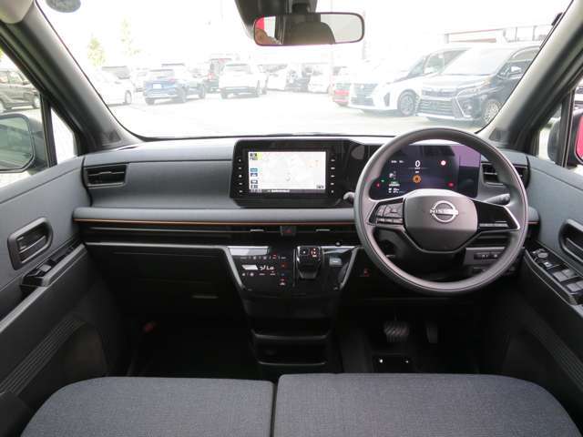 三河日産自動車　日産ギャラリ-安城　TEL 0566-75-2351