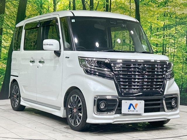 大好評のボディコーティング「弾スプラッシュコート」もご納車までに施工可能。通常のガラスコートと異なる、耐久年数6年の無機質ガラスコーティングが、ボディをキレイな状態に保ってくれます。