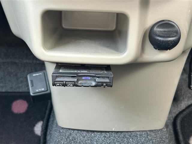 【ETC装着車両】高速走行もスムーズにお支払いが可能な装備。セットアップも当店で可能！お任せください！
