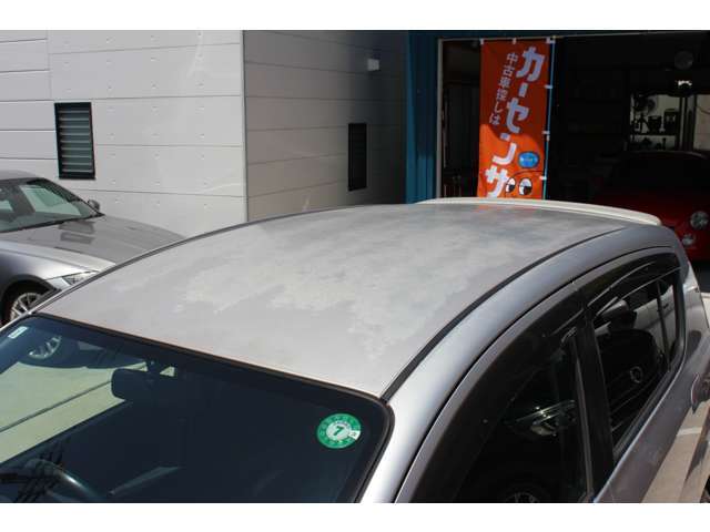 ルーフ塗装ハゲがありますが走行問題ありません。お問合せはカーセンサーフリーダイヤル0078-6002-853027までお電話ください♪