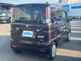 全国に店舗を展開しているのでどこでもお取り寄せが可能です！この車が気になるけど遠方だから・・・と諦める必要はありません！※別途陸送費が必要です。