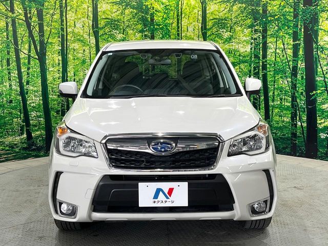 大好評のボディコーティング「弾スプラッシュコート」もご納車までに施工可能。通常のガラスコートと異なる、耐久年数6年の無機質ガラスコーティングが、ボディをキレイな状態に保ってくれます。