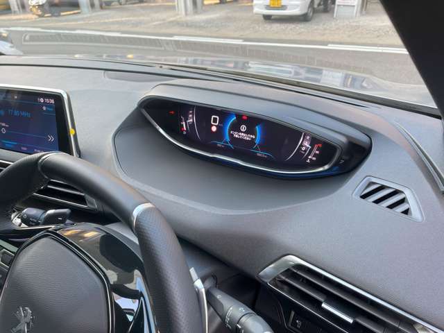 インパネ運転席（拡大）：キズ・汚れ等発見できませんでした。