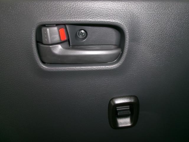 全車両内外装ともクリーニング済みです！車内も嫌なニオイも御座いません。是非、見て触って乗って確かめてください！