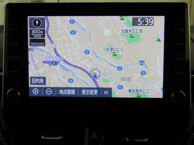 トヨタ純正ナビ装備！地図描写は文字も道もクリアで見やすく、滑らかに表示します。これさえあればもう道に迷わないですみますね♪